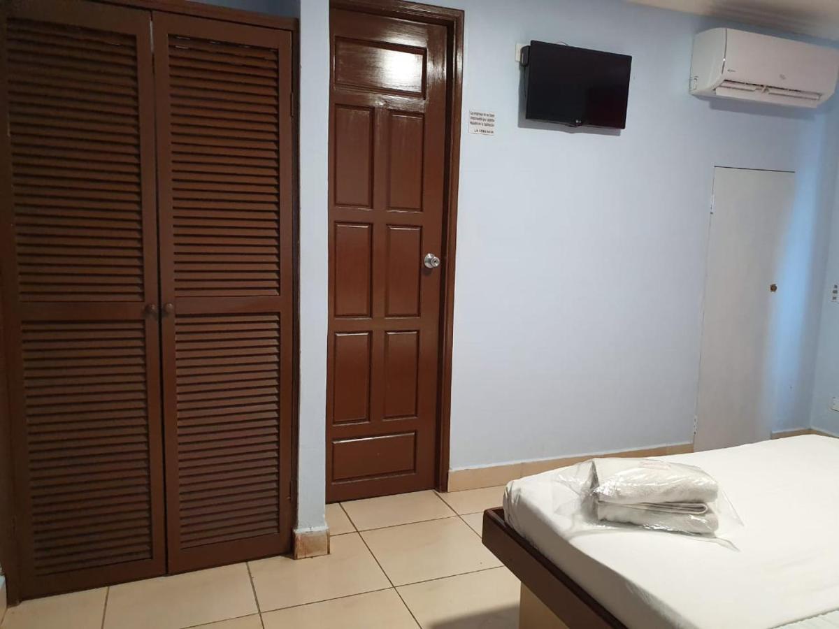 Residencial La Cantora Hotell Panama City Exteriör bild